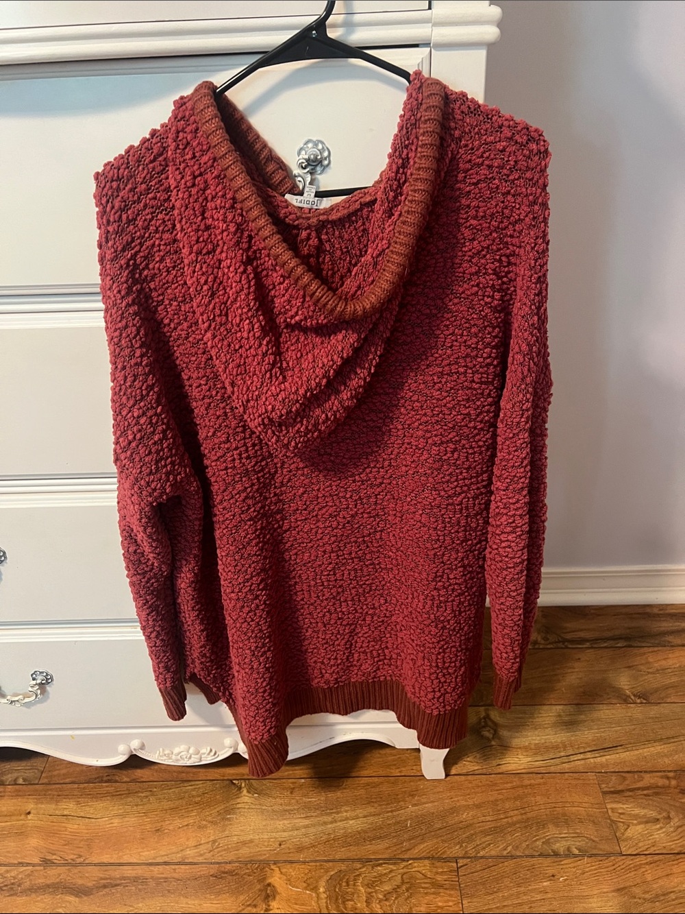 Sweater! - Picture 3 of 4